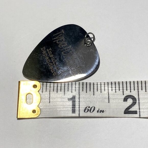 T1D Medical Alert, Guitar Pick Charm & Adjustable Rope, Unisex - Picture 8 of 11